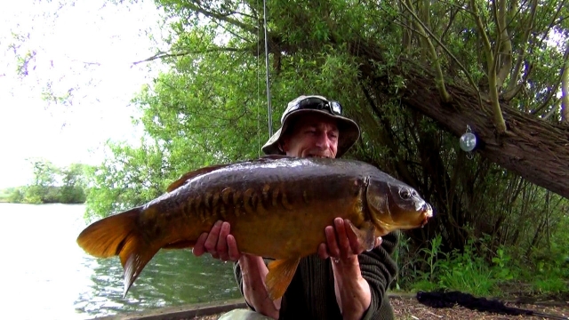 Stalked mirror from the film valley pool part 12 see: http://thecarpcatcher.co.uk/thecarpcatchers_blog.php?post=209