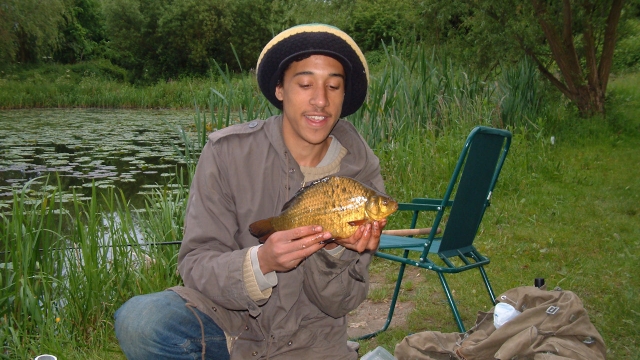 An evening spent with barrett catching crucians and tench on float tactics