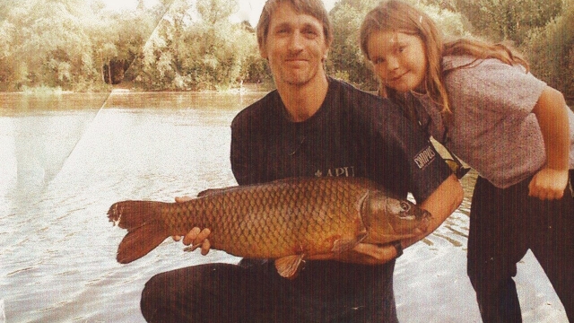 Taken of the top at 50 yards with breadcrust 2002 18lb+ with the help of my youngest lucy summer 2002