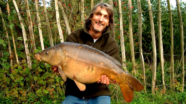 A really nice 26lb+ mirror october 2006