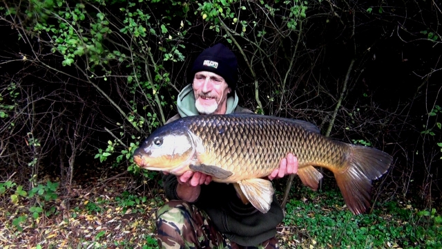 Another wonderful stock fish at 18.5lb and fifth fish of the session in the secret swim