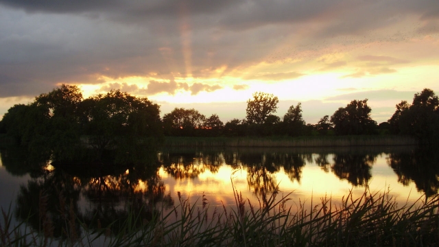 Sunset on worlick lake