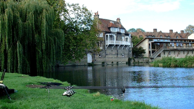 The mill pool, this used to be the home of the linear and bullseye before they escaped through the lock and went down river. 2010