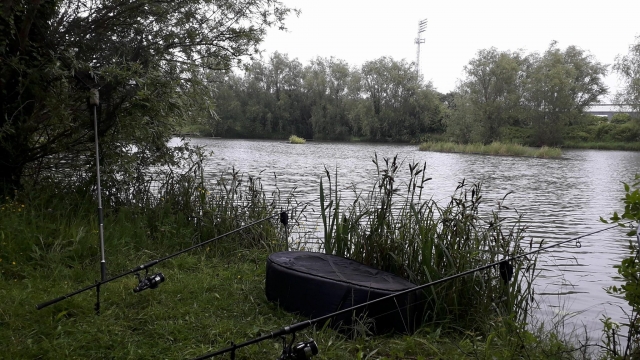 Fishing the inner shelf on the west bank