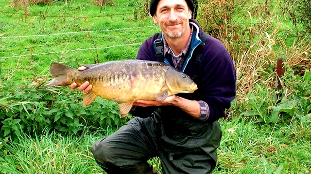 A quick visit back in 2005 produced this nice mirror