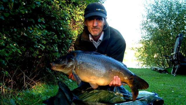 A really lovely 21lb+ mirror in the first week of october 2006
